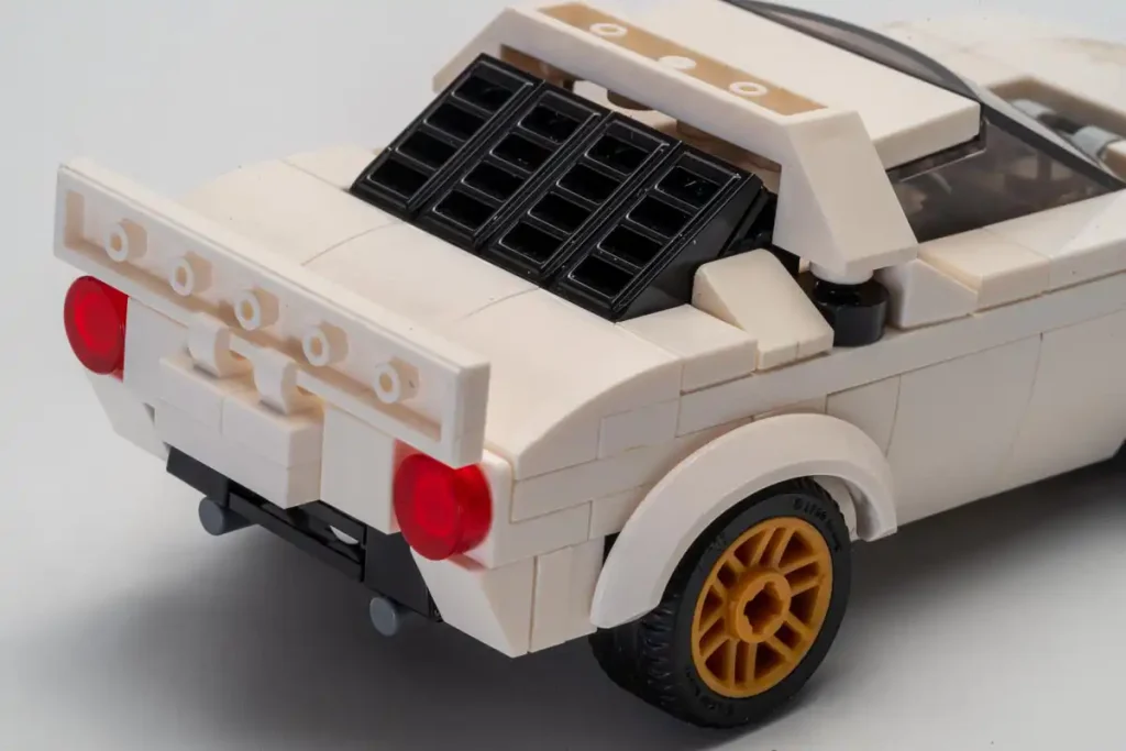 lego trasera lancia estratos