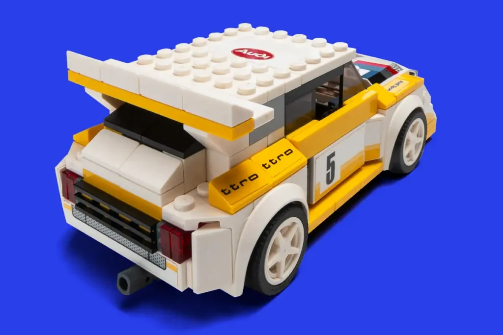 parte trasera del lego mg metro 6r4