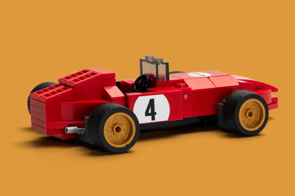 parte trasera del lego ferrari 246 f1 dino