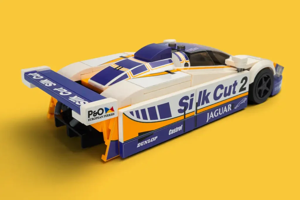 Lego jaguar xjr 9