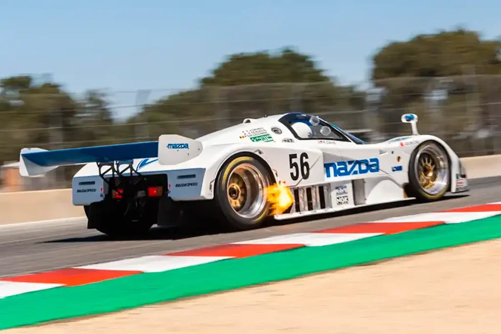 mazda 787b blanco