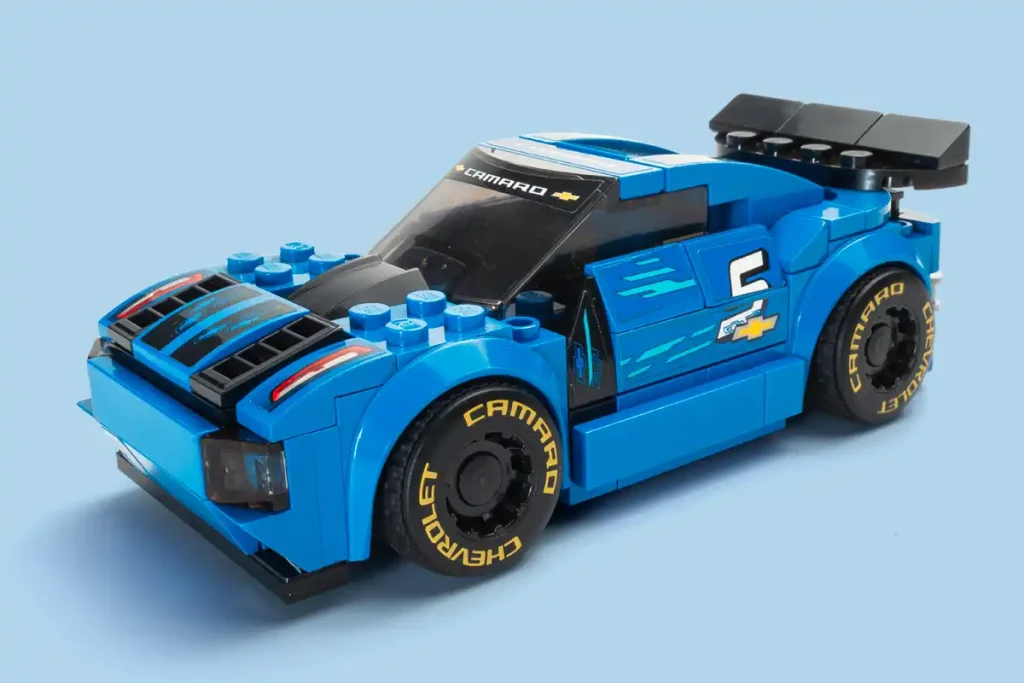 Lego audi TT RS con el camaro zl1