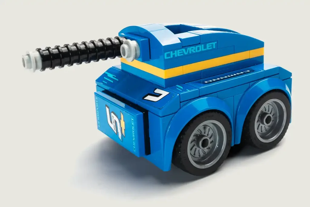 haz un tanque con el lego camaro