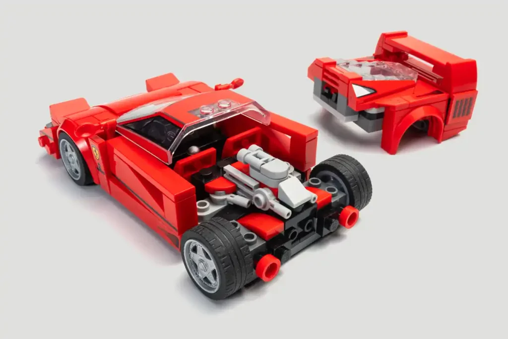 modificacion del lego ferrari f40 con su motor y capo