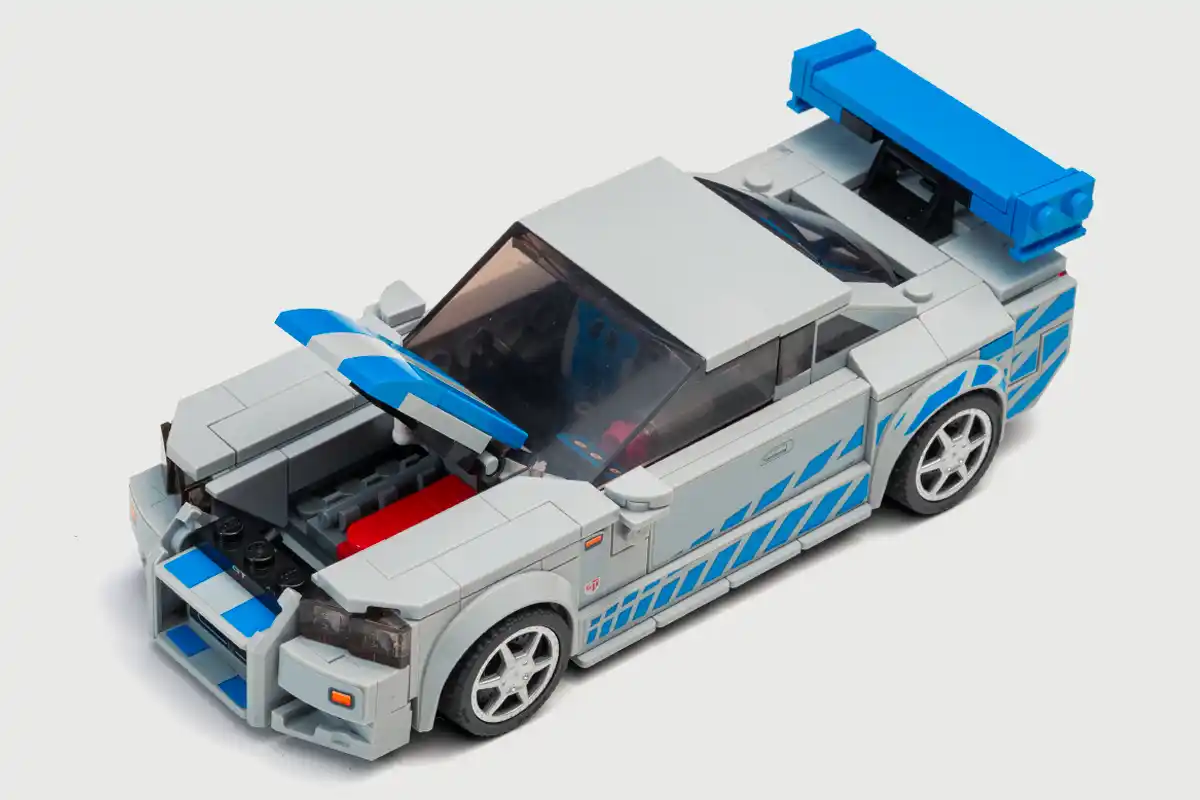modificacion capo y motor para el lego nissan skyline r34
